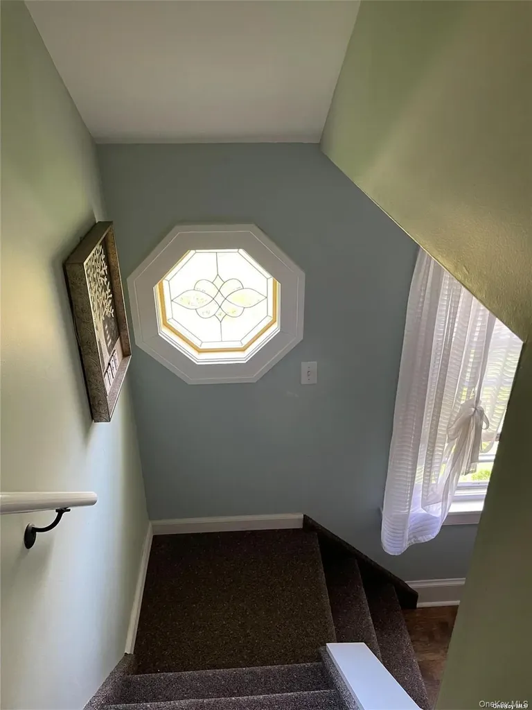 32 Neptune Road Rocky Point NY 11778