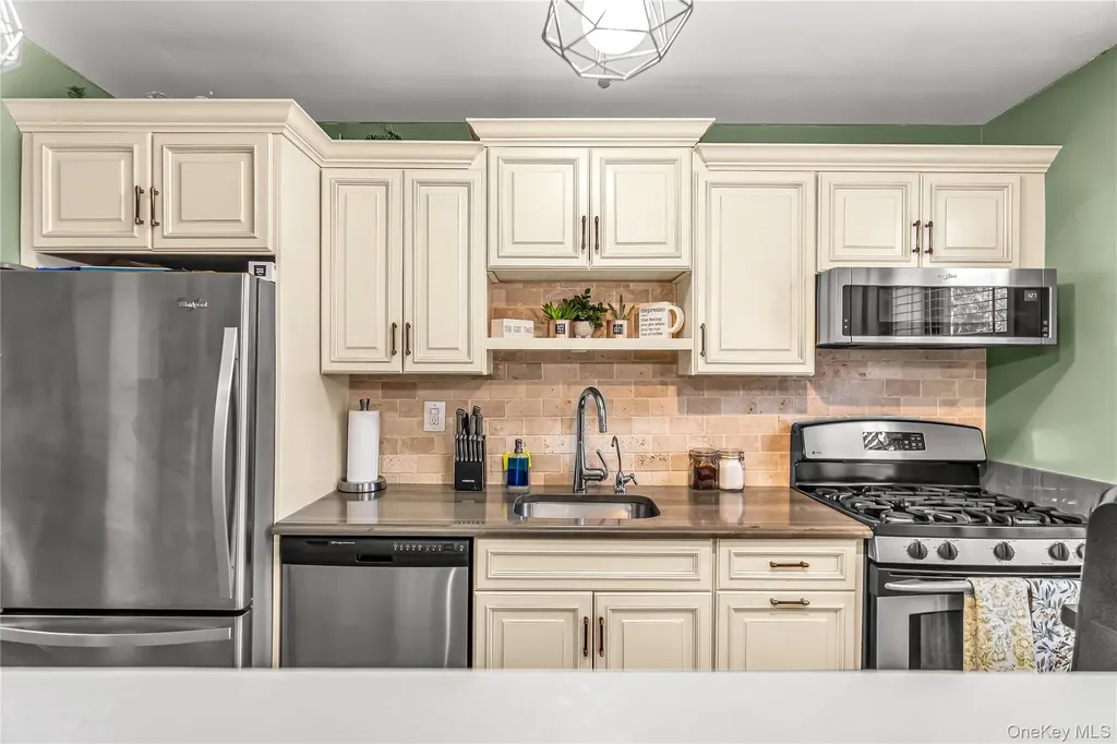 3 Remsen Road Yonkers NY 10710