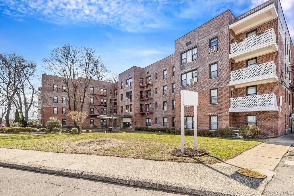 3 Remsen Road Yonkers NY 10710