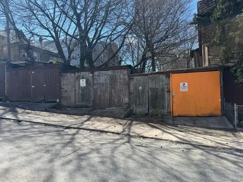 130 134 136 Oliver Avenue Yonkers NY 10701