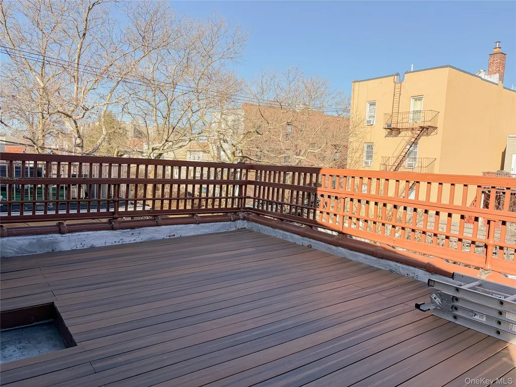 2863 Coddington Avenue Bronx NY 10461