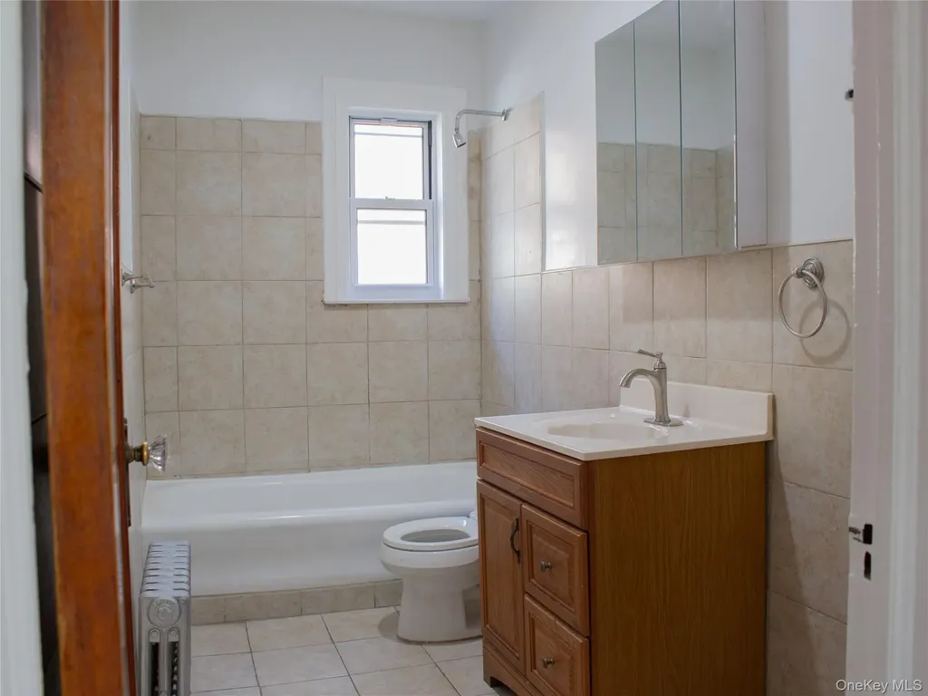 2863 Coddington Avenue Bronx NY 10461