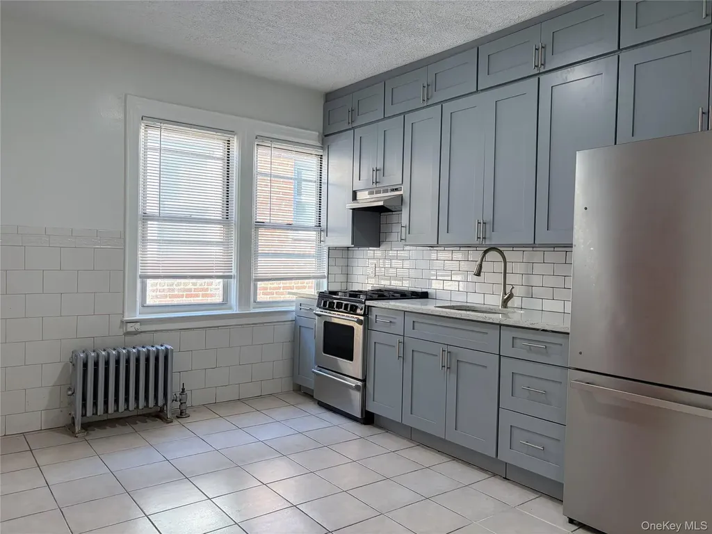 2863 Coddington Avenue Bronx NY 10461