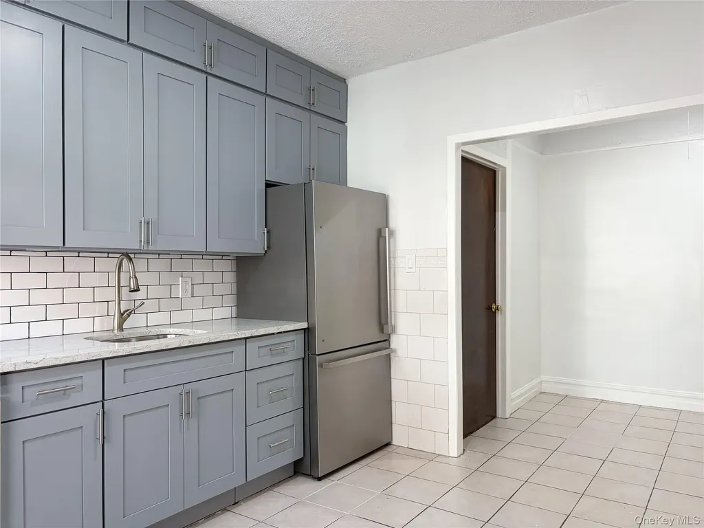 2863 Coddington Avenue Bronx NY 10461
