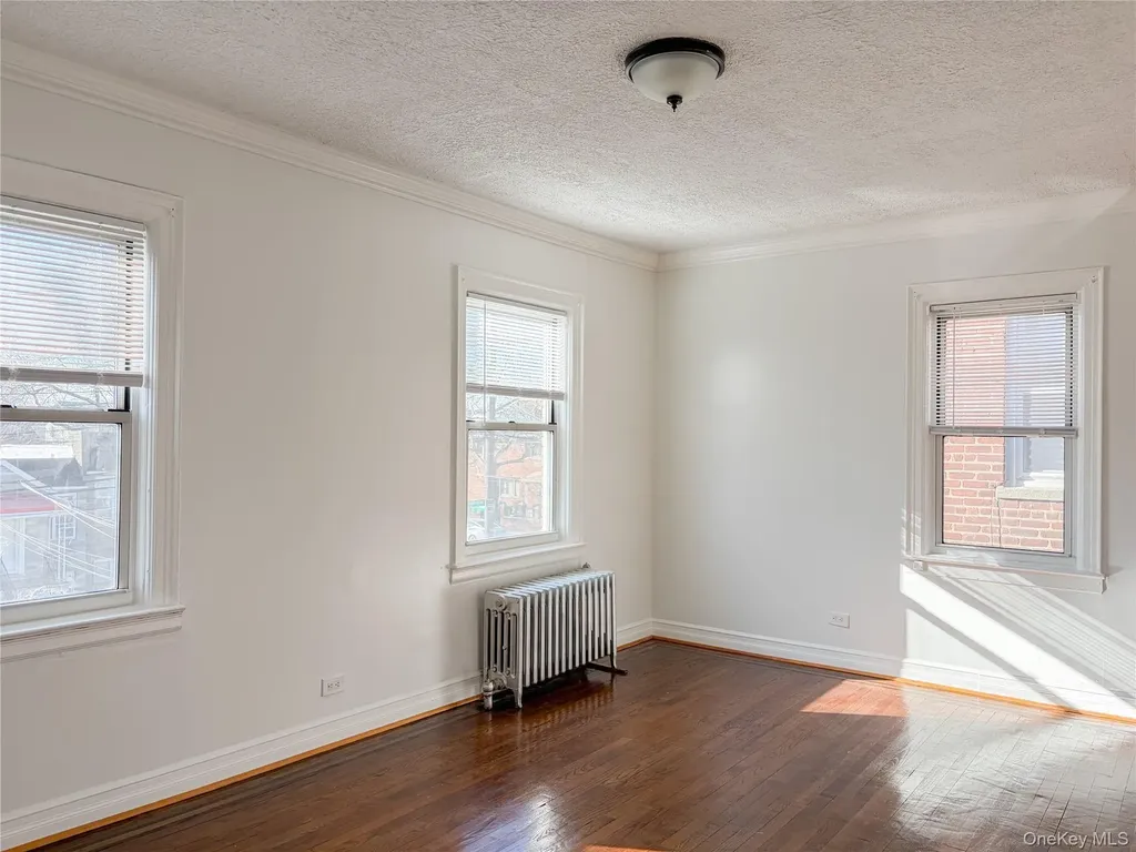 2863 Coddington Avenue Bronx NY 10461