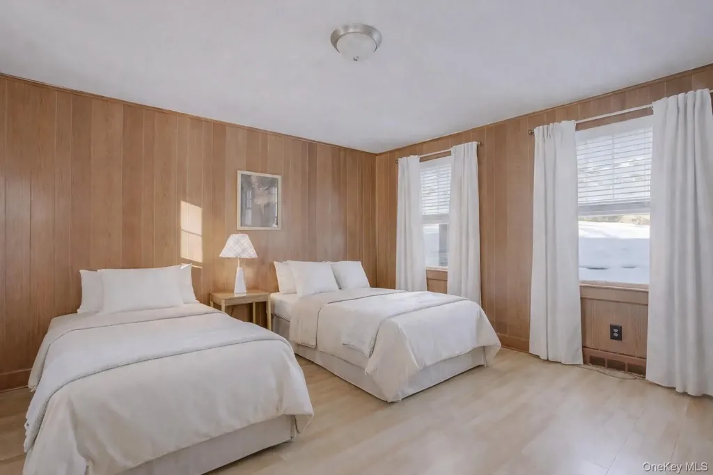 9 Solway Road Saugerties NY 12477