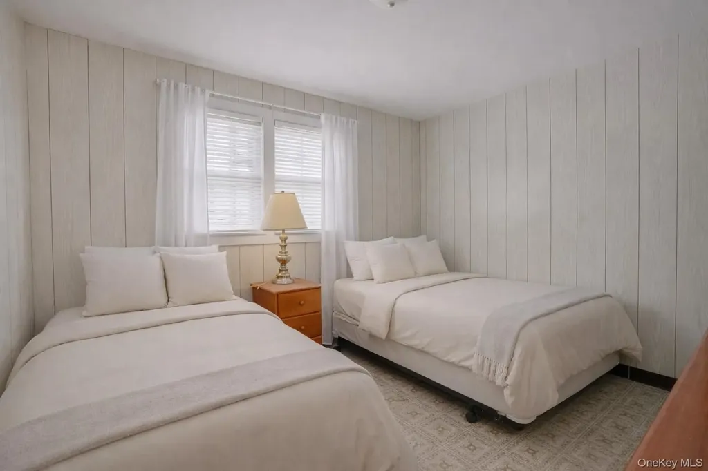9 Solway Road Saugerties NY 12477