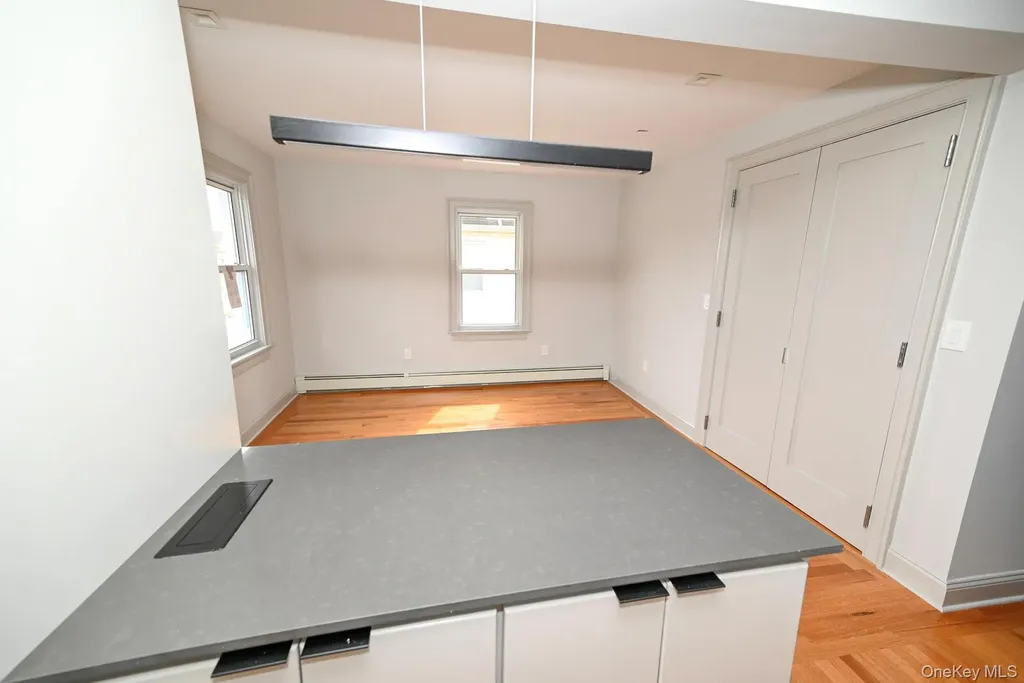 29 Everett Street Lynbrook NY 11563