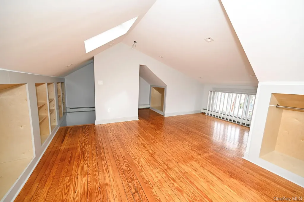 29 Everett Street Lynbrook NY 11563