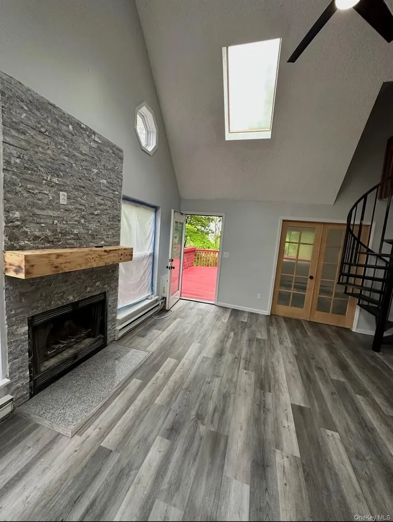 15 Fox Ridge Woodridge NY 12789