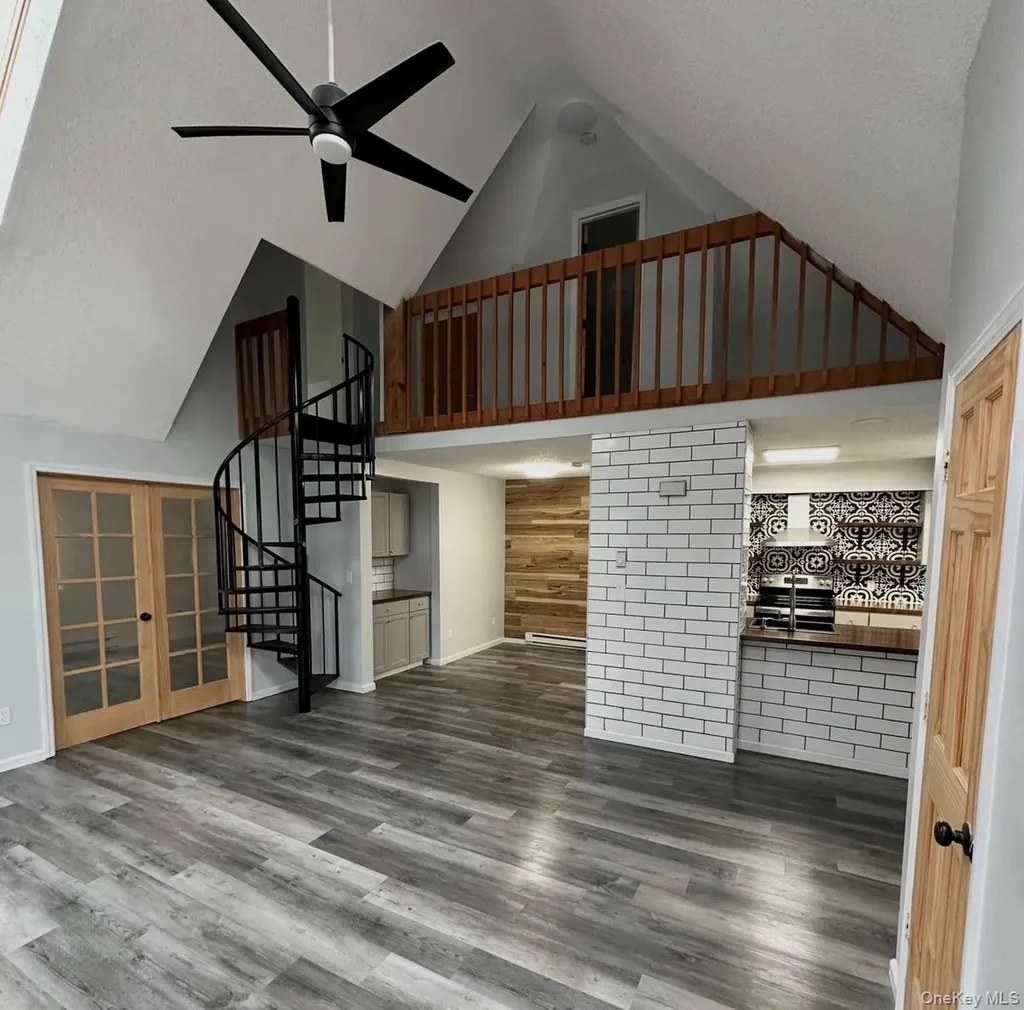 15 Fox Ridge Woodridge NY 12789
