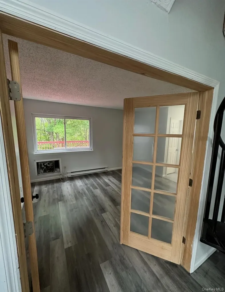 15 Fox Ridge Woodridge NY 12789