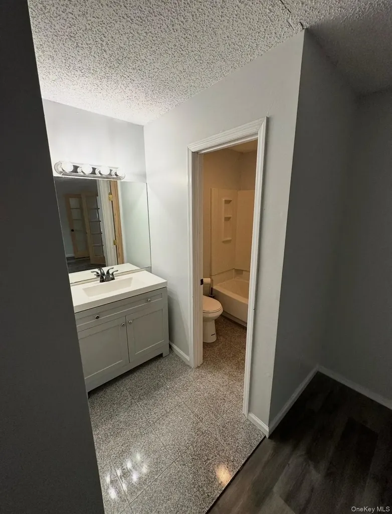 15 Fox Ridge Woodridge NY 12789