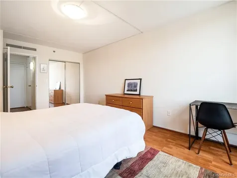 4 Martine Avenue White Plains NY 10606