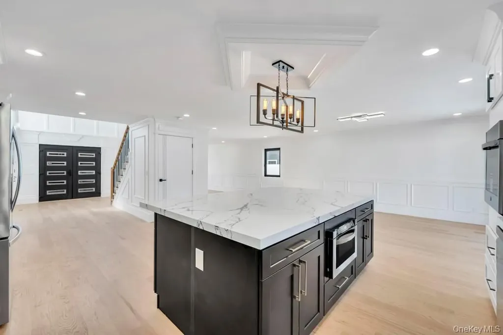 26 Fieldstone Drive Syosset NY 11791