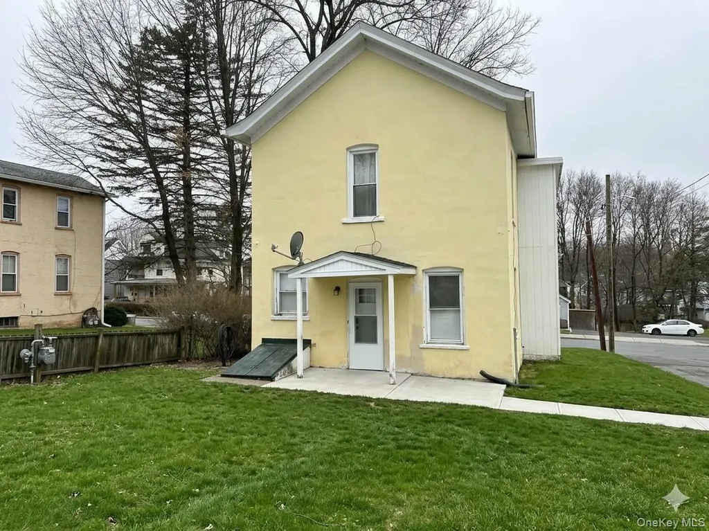 63 Broad Street Middletown NY 10940