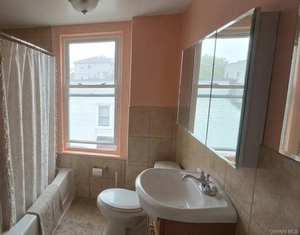 63 Broad Street Middletown NY 10940