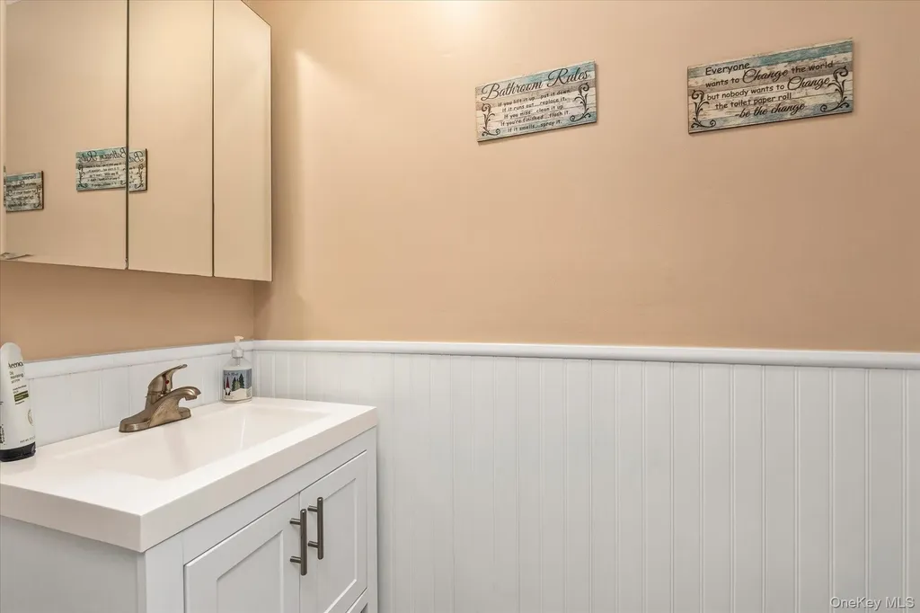 815 Franklin Avenue Valley Stream NY 11580