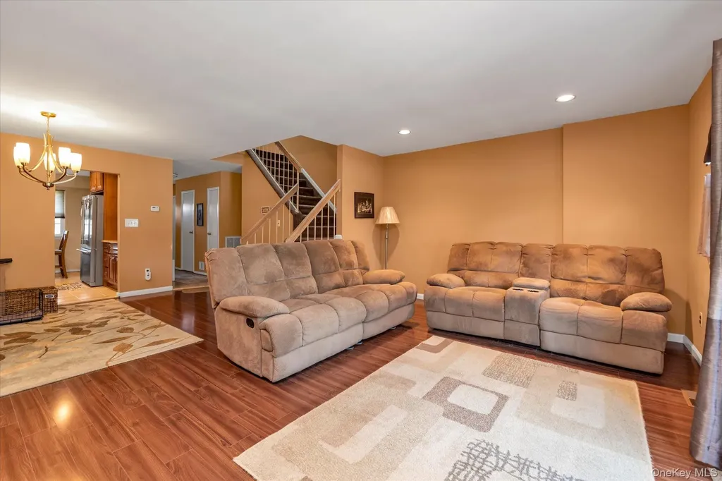 815 Franklin Avenue Valley Stream NY 11580