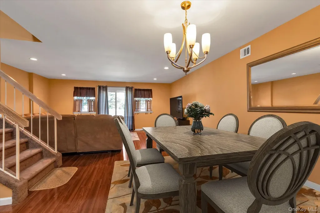 815 Franklin Avenue Valley Stream NY 11580