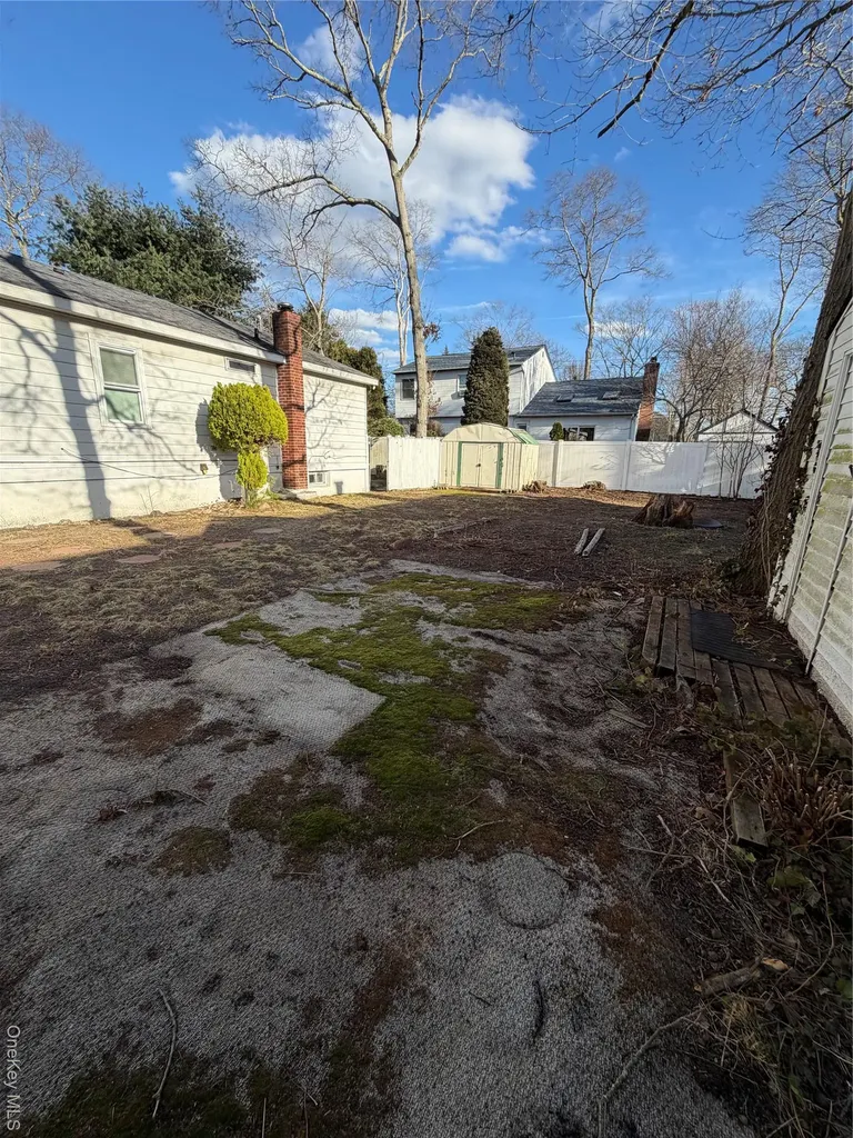60 Webb Avenue Patchogue NY 11772