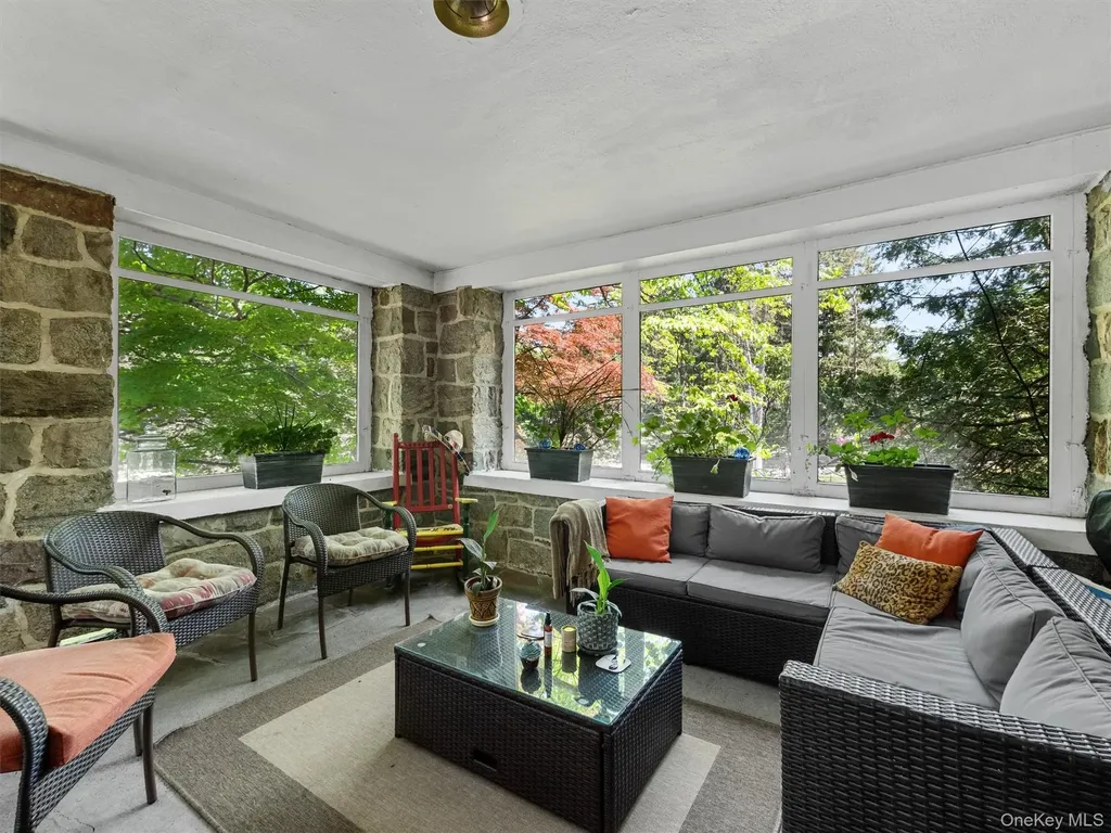 1 Finnegan Lane Montebello NY 10901