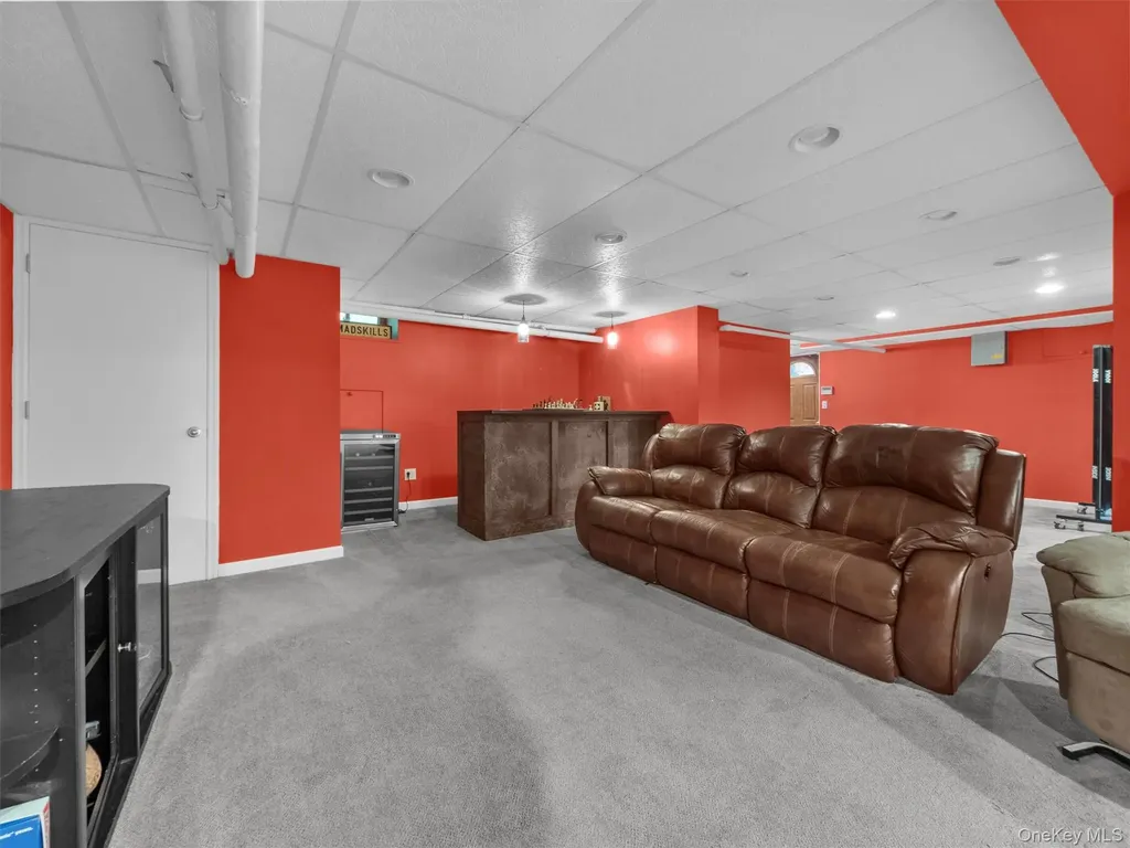 1 Finnegan Lane Montebello NY 10901