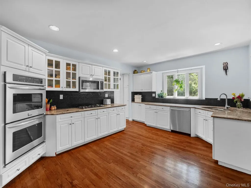 1 Finnegan Lane Montebello NY 10901