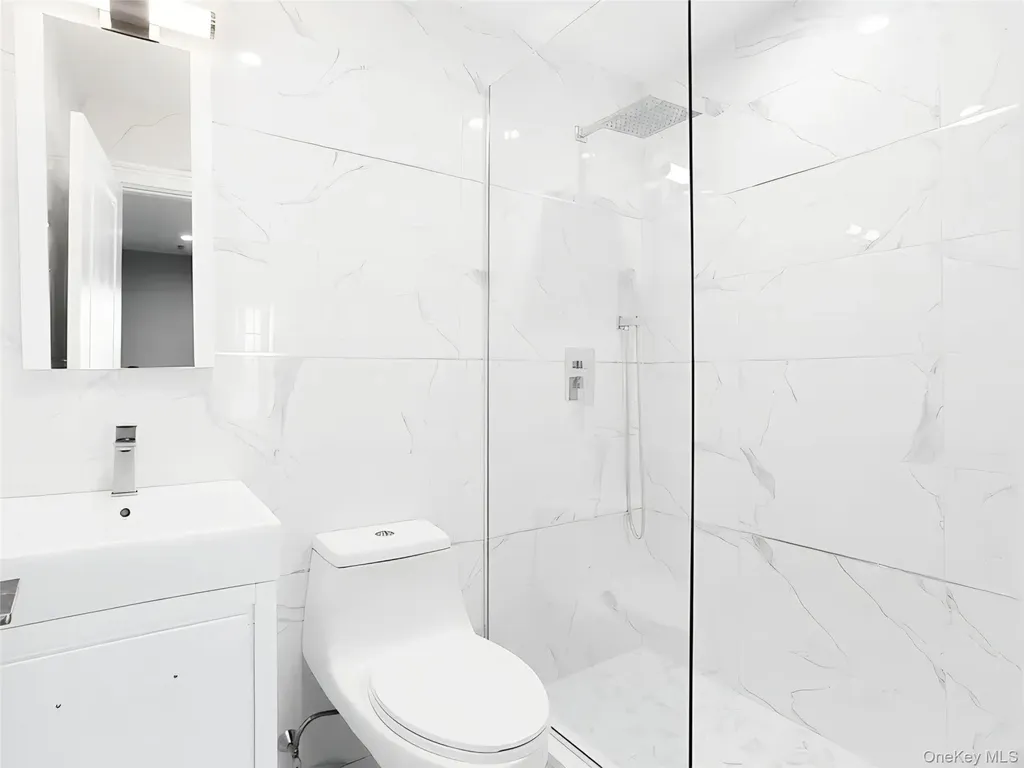 56 Jackson Avenue Mineola NY 11501