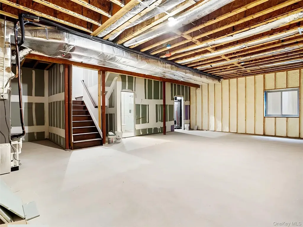56 Jackson Avenue Mineola NY 11501