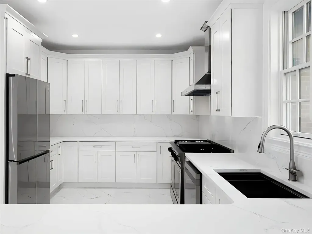 56 Jackson Avenue Mineola NY 11501