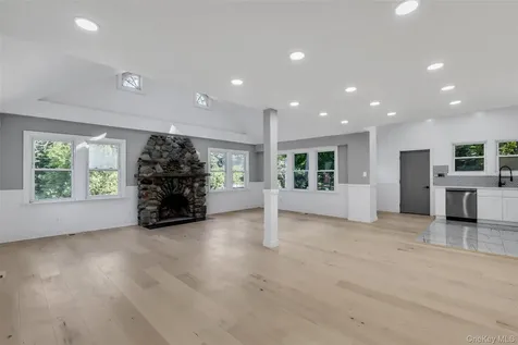 221 Locust Road Yorktown Heights NY 10598