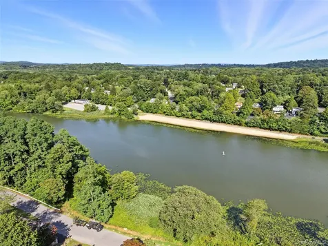 221 Locust Road Yorktown Heights NY 10598