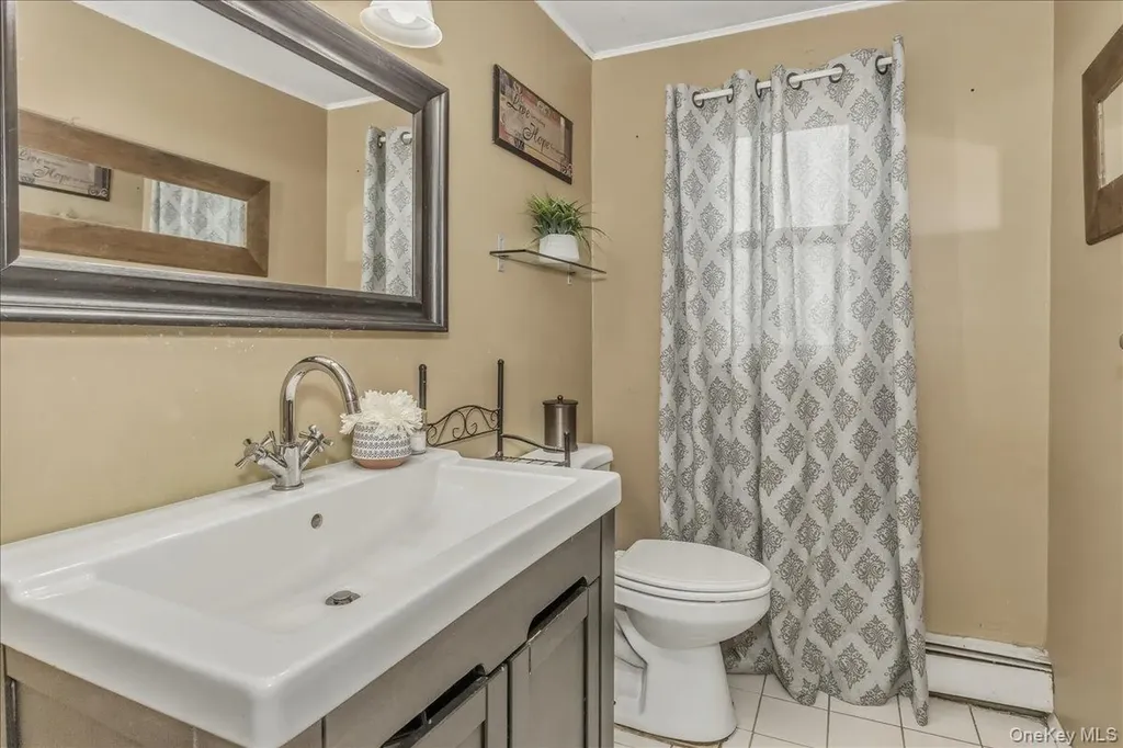 86 Oceanview Avenue Valley Stream NY 11581