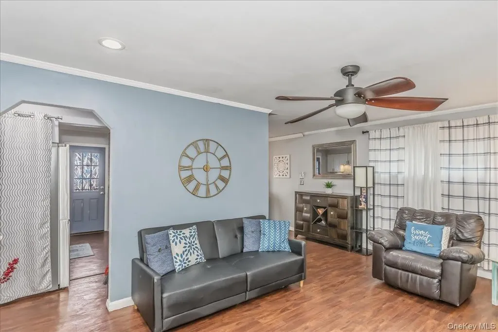 86 Oceanview Avenue Valley Stream NY 11581