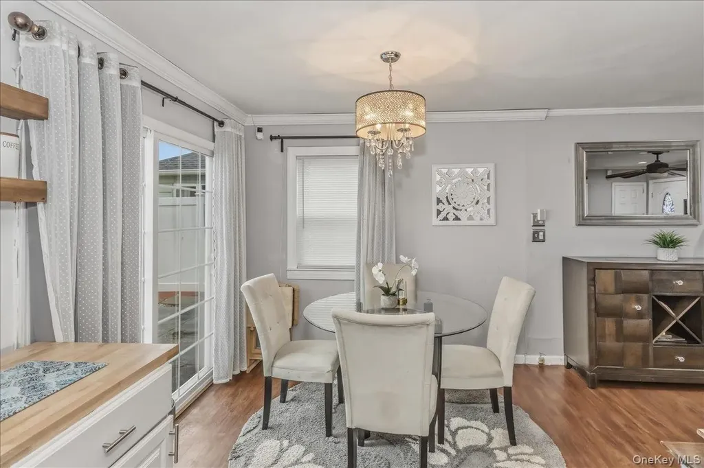 86 Oceanview Avenue Valley Stream NY 11581