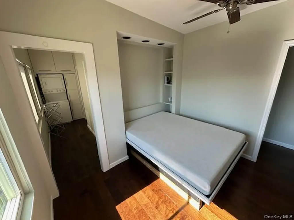 154 Doctors Walk Cherry Grove NY 11782