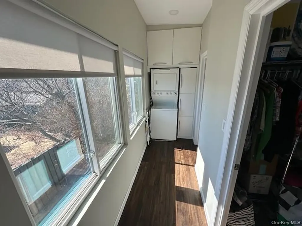 154 Doctors Walk Cherry Grove NY 11782