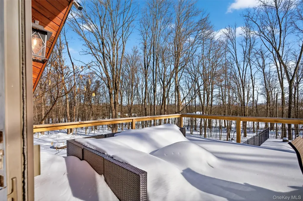 106 Post Road Slate Hill NY 10973