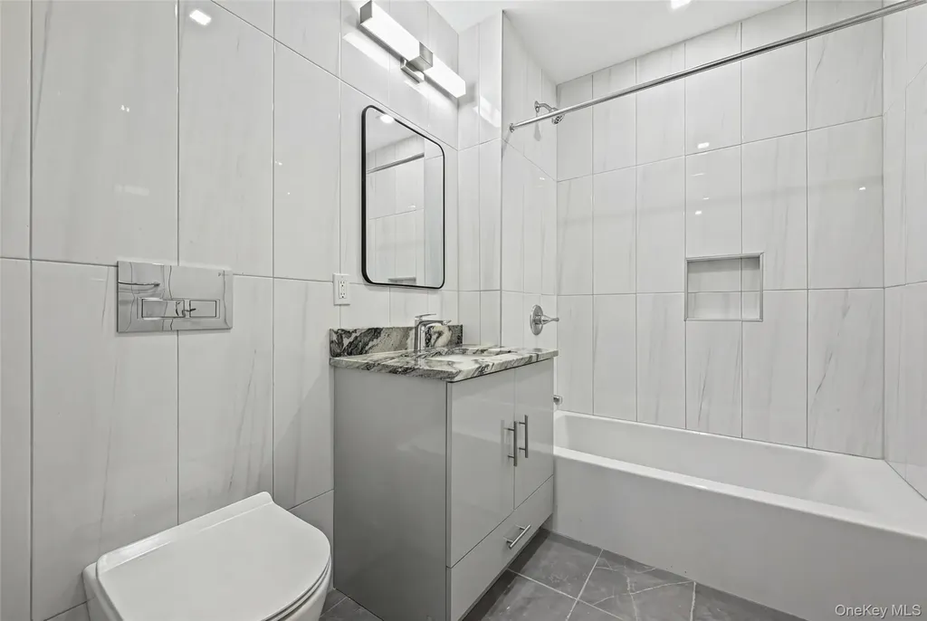 444 Graham Avenue Brooklyn NY 11211
