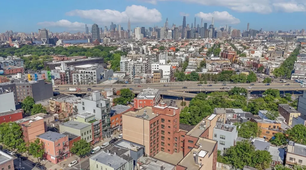 444 Graham Avenue Brooklyn NY 11211