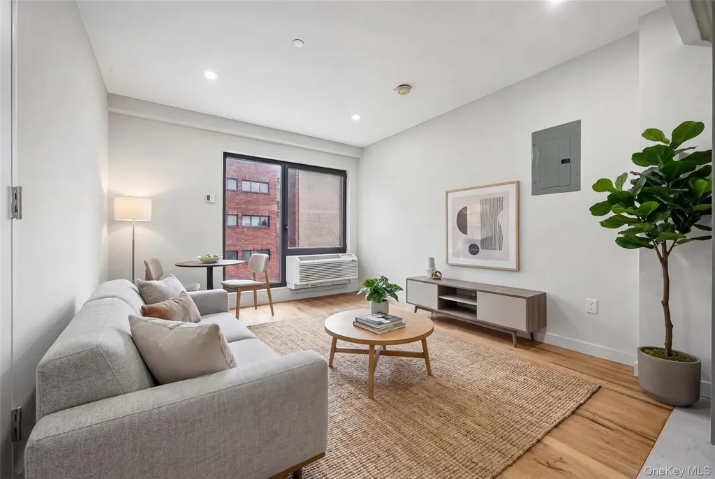 444 Graham Avenue Brooklyn NY 11211