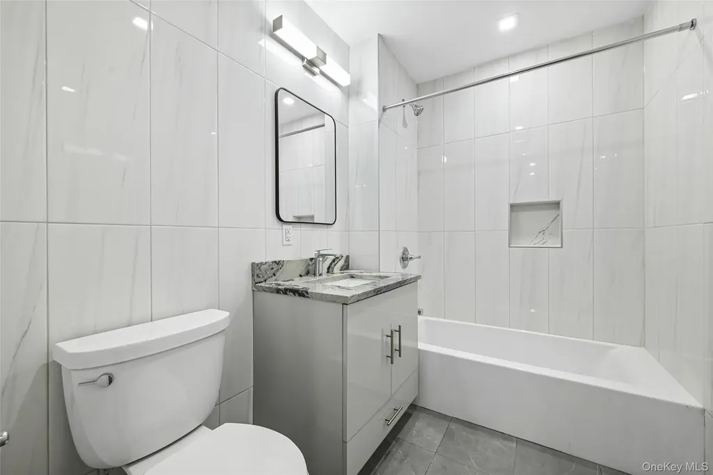 444 Graham Avenue Brooklyn NY 11211