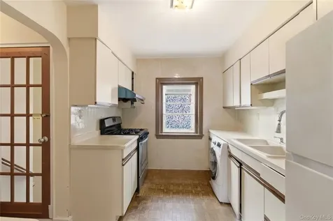 56-20 217th Street Bayside NY 11364