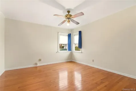56-20 217th Street Bayside NY 11364