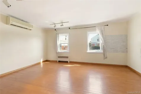 56-20 217th Street Bayside NY 11364
