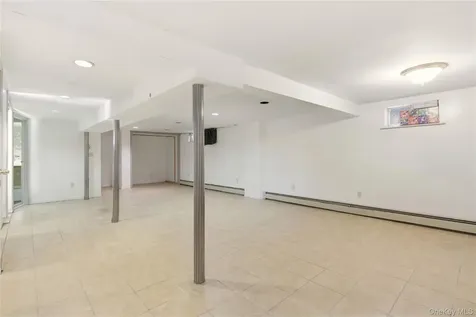 56-20 217th Street Bayside NY 11364
