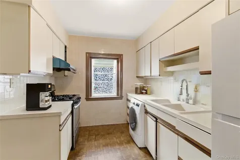 56-20 217th Street Bayside NY 11364