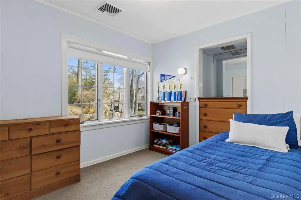 6 Walbrooke Circle Scarsdale NY 10583