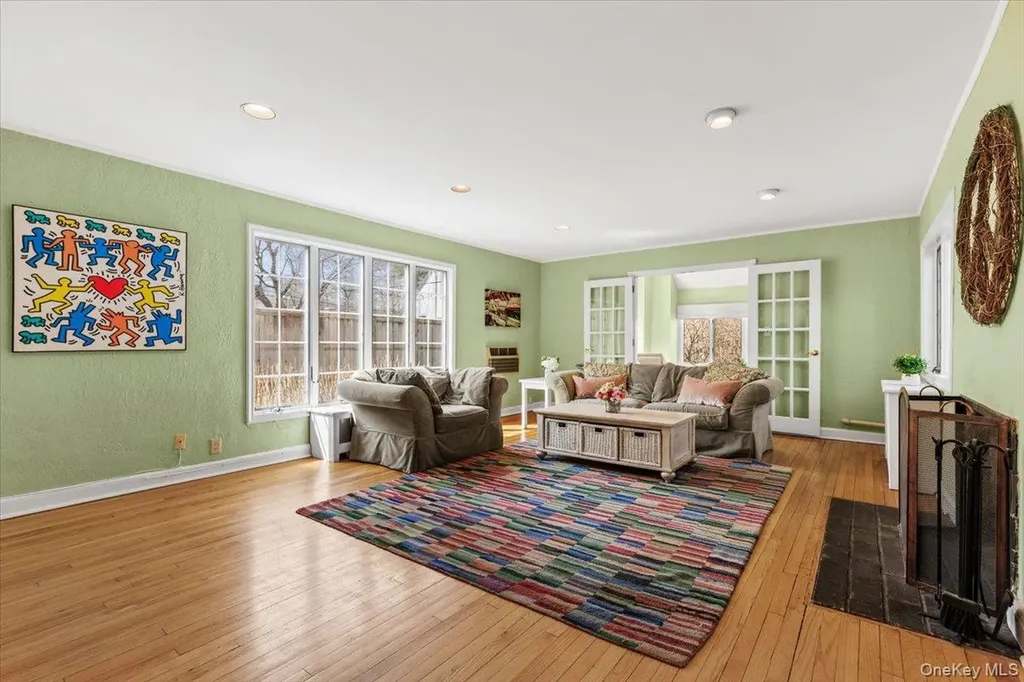 6 Walbrooke Circle Scarsdale NY 10583